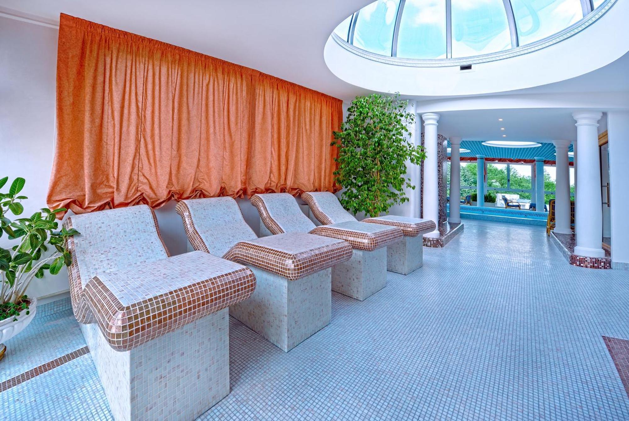 Hotel Aurora Terme 3*